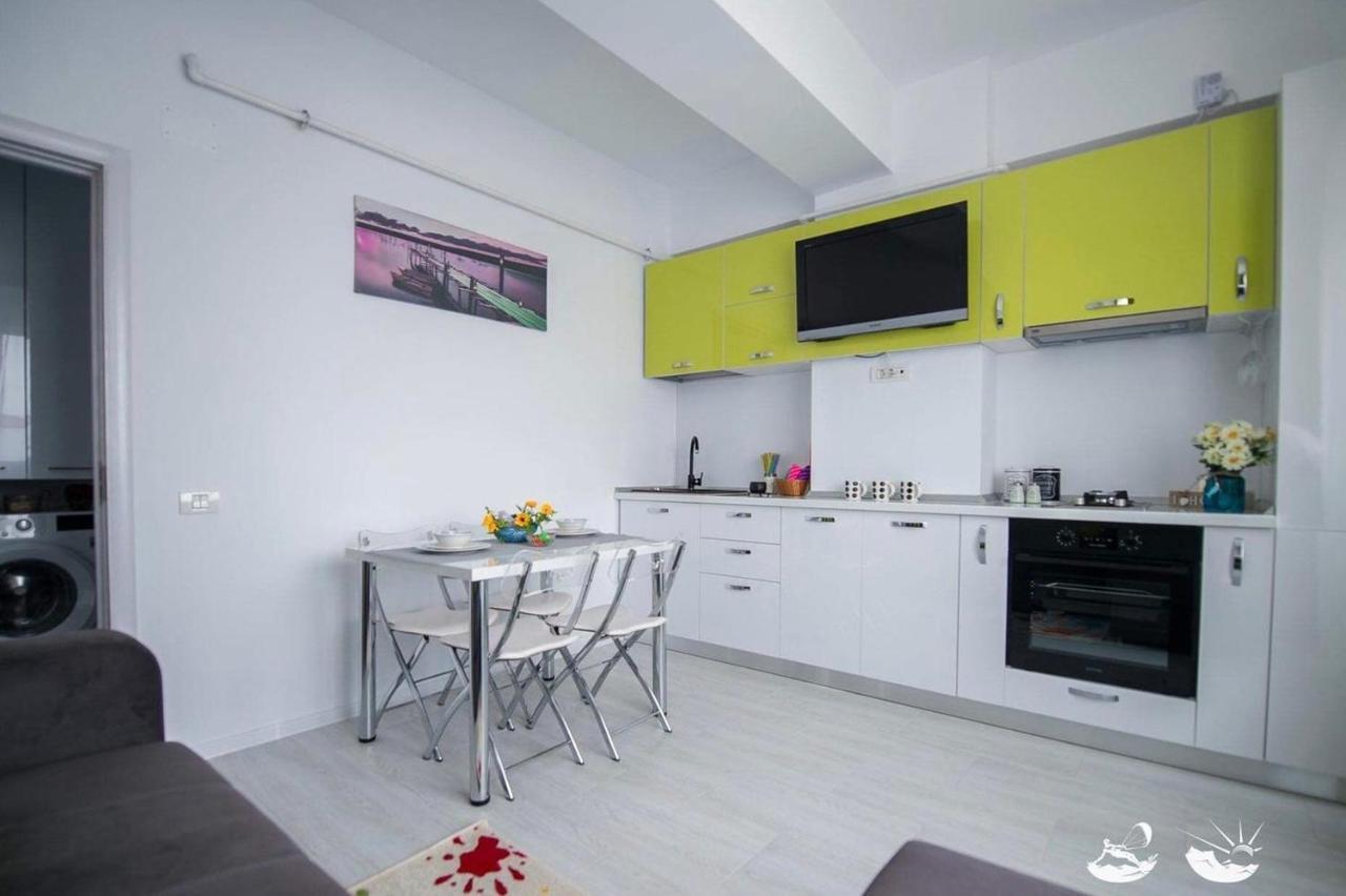 Apartel Joy Navodari Ngoại thất bức ảnh